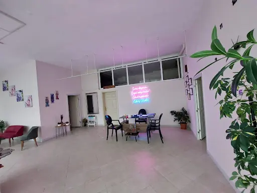 ESTELAY GÜZELLİK MERKEZİ 2