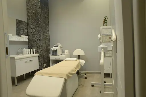 Modii Salon – Tırnak / Nail Studio, Başakşehir, İstanbul (4. fotoğraf)