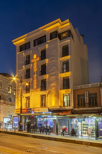 Lapis Inn Hotel & SPA