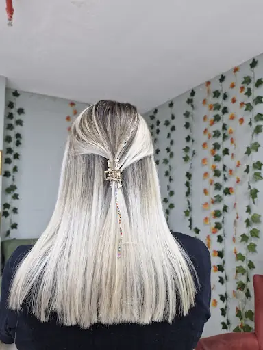 PERA BAYAN KUAFÖRÜ - PERA GÜZELLİK SALONU 4