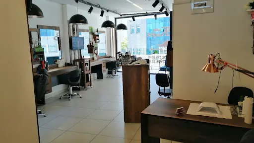 Salon Erdoğan Karadağ 2