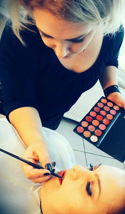 Esra Bayan Kuaforu 2