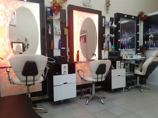 Aynur Çakar Kuaför ve Güzellik Salonu