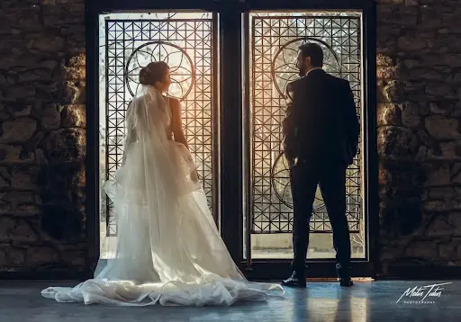 YAĞMUR KUAFÖR MODA VE DIŞ ÇEKİM FOTOĞRAFÇILIK