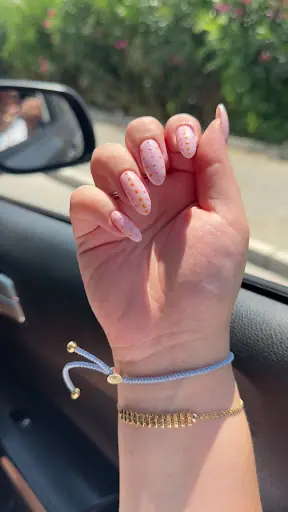 Coins de beauté chez yasmine – Tırnak / Nail Studio, İstanbul (3. fotoğraf)