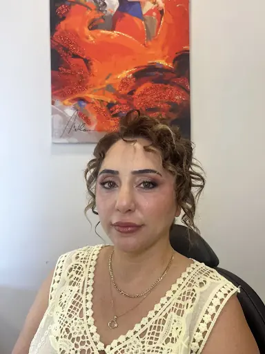 Berfin Kemer Makeup 3