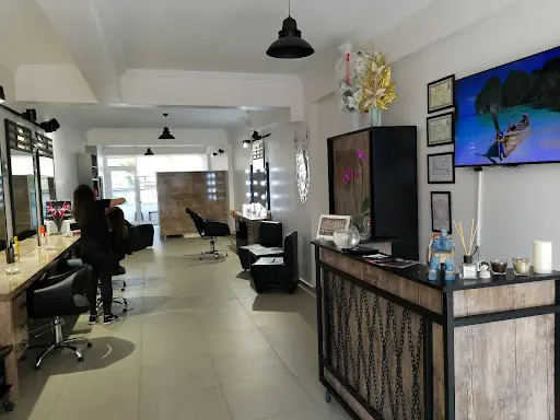 Saloon On 7
