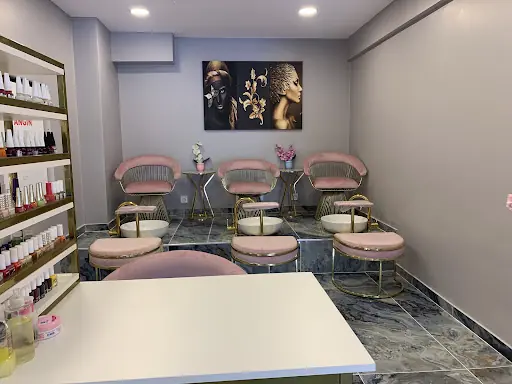 THE BLONDE Hair Studio ( Umut Laçın ) 4