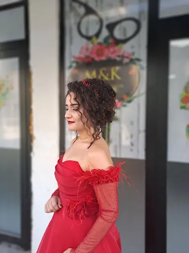 Zuhal Saç Tasarım Güzellik Salonu 2