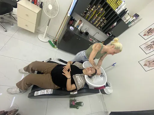 Dilara & Demirhan Hair Makeup Studio 3