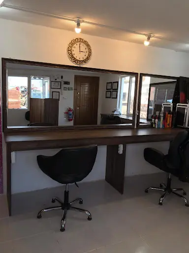 Tebessüm Kuaför ve Güzellik Salonu 2