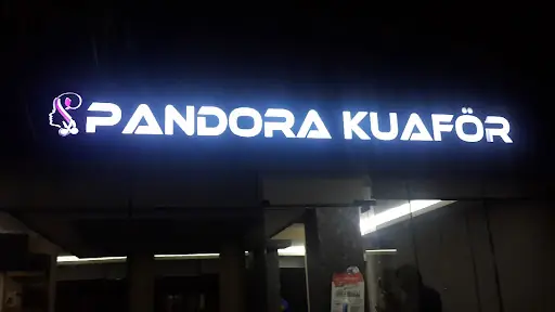 Pandora bayan kuaför
