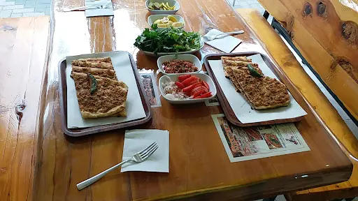 Üstün Pide ve Lahmacun