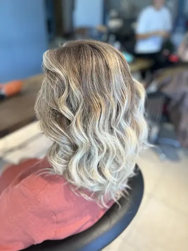 Saloon Dudu ÖZTÜRK 3