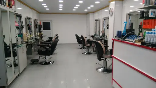 Saloon Akın