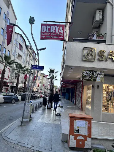 Derya Bayan Kuaförü