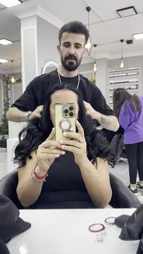 Mustafa Güven Hair Designer 3