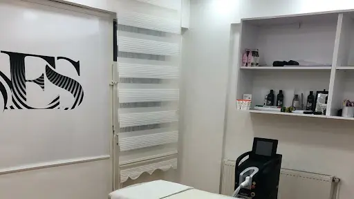 ES - Emine Seyfeli Güzellik Salonu - Kadın Kuaförü