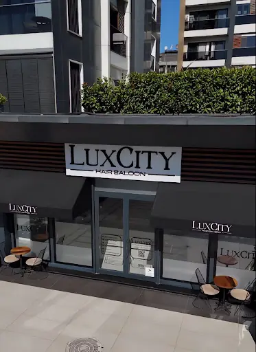 Luxcity Hair Saloon - Bakırköy Kadın Kuaför 4