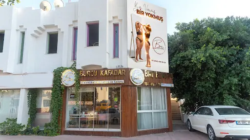 Burcu Kafadar Beauty