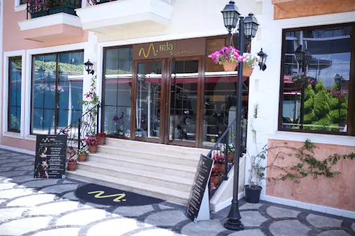 Mia Slim – Diğer (Güzellik), İstanbul (2. fotoğraf)