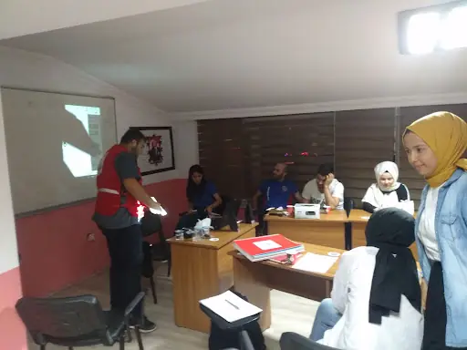 Özlem Akyel Beauty Academy 5