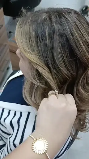 Fatma Gül Bayan Kuaförü 3