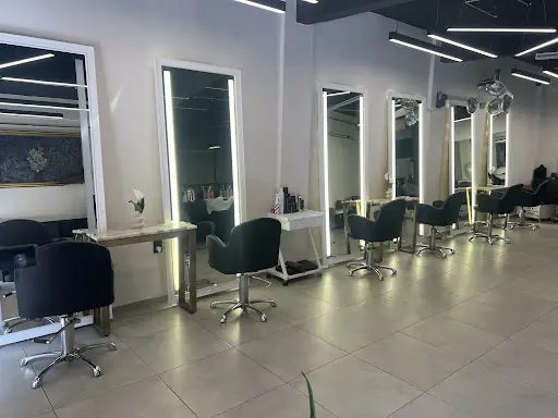 Saçkaran Saç Tasarımı – Kuaför, Fatih, İstanbul