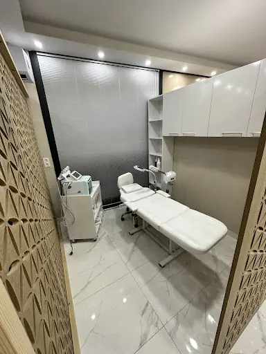 Zümrüt Uyan Beauty Center 4