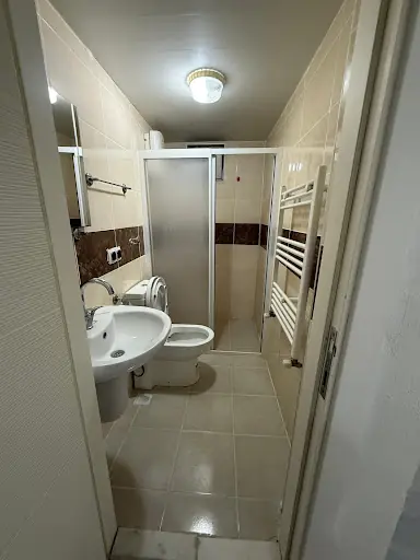 AKÇAM KIZ APARTLARI