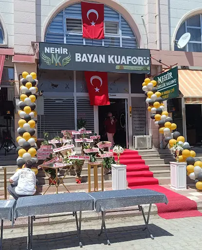 NEHİR KUAFÖR VE GÜZELLİK SALONU 3