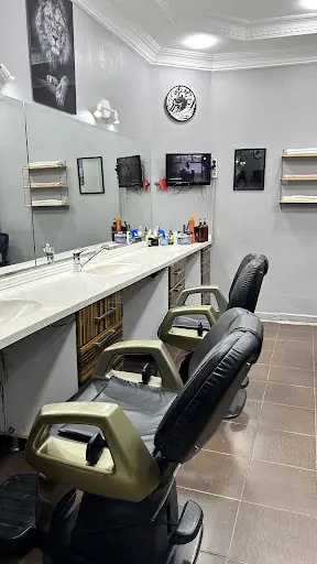 Majör Erkek Kuaförü..... ASKERİ ÖĞRENCİLERE UYGUN FİYAT 4