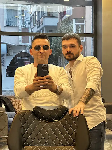 Murat Erkek Kuaförü 4