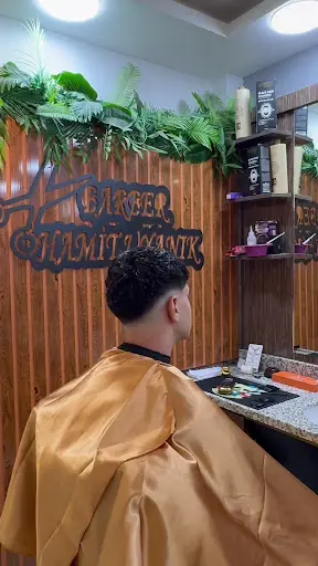 Barber Hamit UYANIK
