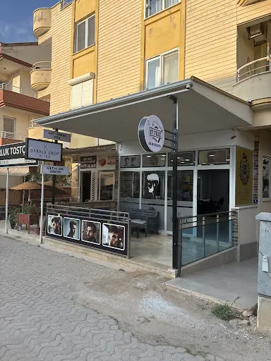 BY FREE BARBER SHOP 3