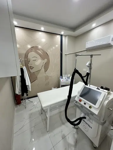 Zümrüt Uyan Beauty Center
