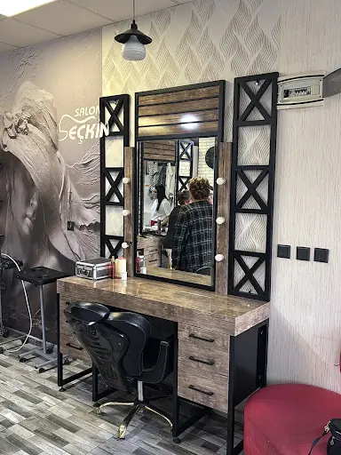 Salon Seçkin Bayan Kuaförü 3
