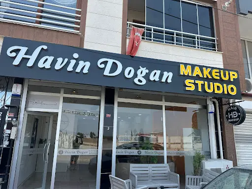 Havin Doğan Makeup Studio 2