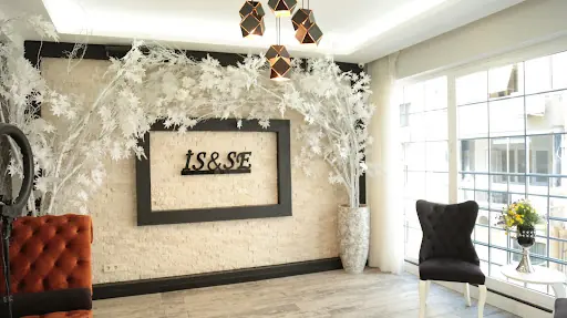 İs & Se Kuaför & Güzellik Salonu