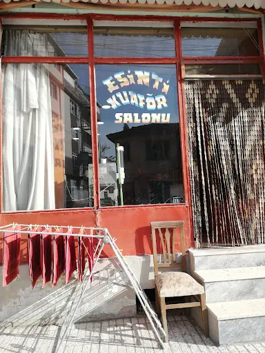 esinti erkek kuoforu
