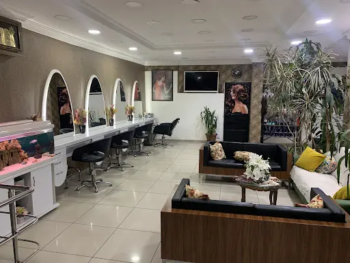 SALON İBRAHİM BAYAN KUAFÖRÜ WOMEN HAİRDRESSER 4