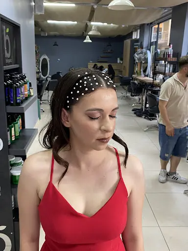 THE PROFESSIONAL coıffeur