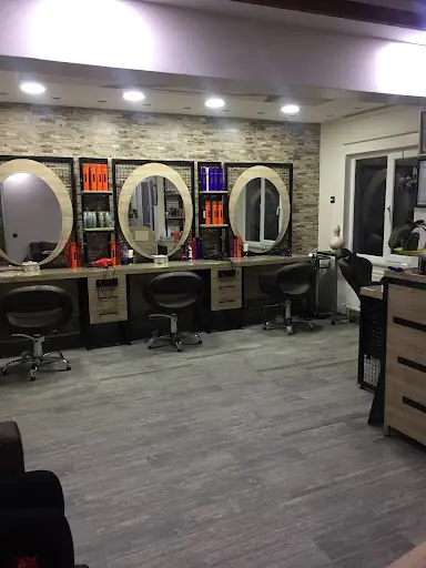Pırıltı Bayan Kuaförü Güzellik Salonu