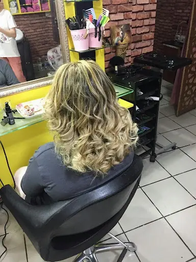 ZERRUŞ SİR VE GÜZELLİK SALONU ( Zerrin Aydın ) 4