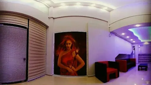 Gülen Yüz Masaj ve Spa