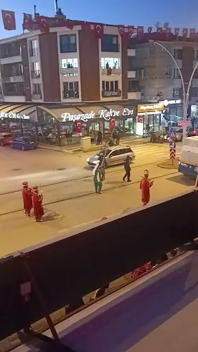 Gazi nadiye bayan kuaför 4