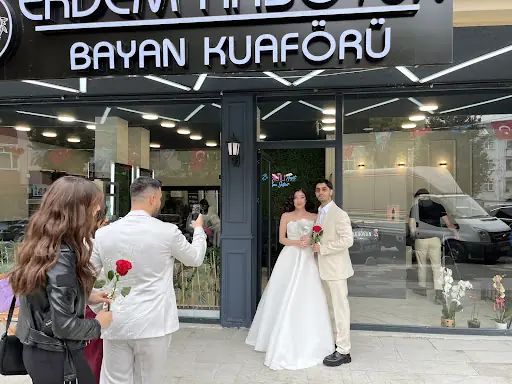 ERDEM AKBOYUN BAYAN KUAFÖRÜ – Gelin Kuaförü, Küçükçekmece, İstanbul (3. fotoğraf)