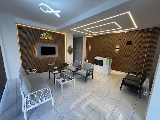 Lotus Güzellik Salonu 4