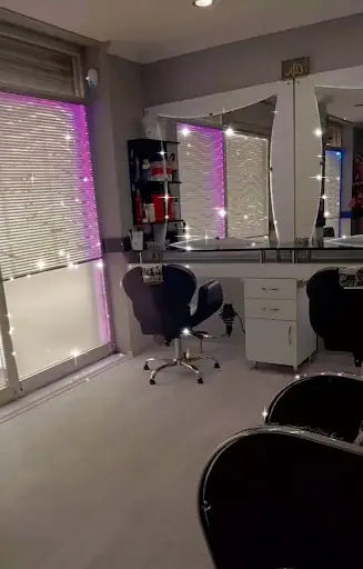 Eminem Bayan Kuaförü
