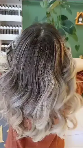 AFRA KUAFÖR VE GÜZELLİK SALONU 3
